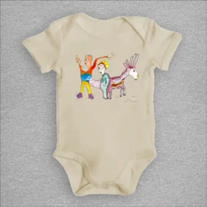 Organic cotton baby bodysuit, colour organic natural, front design aquarelle painting by Marijke Ali, t-fins