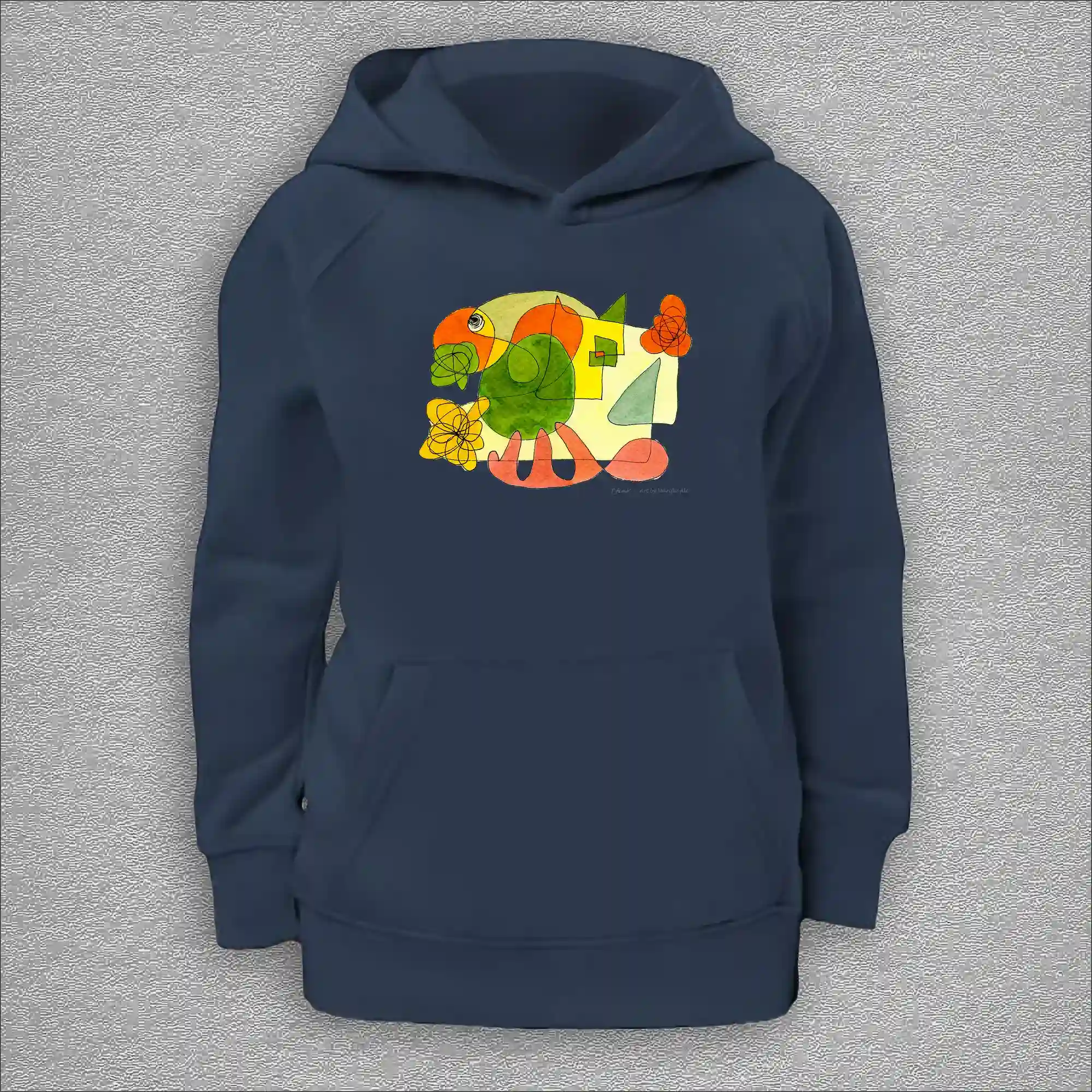 kids organic hoodie, outside 100% organic cotton, inside 80% organic cotton and 20% recycled polyester, font pouch pocket, raglan sleeves, colour french navy, 4 years old, front design aquarelle painting by Marijke Ali, t-fins